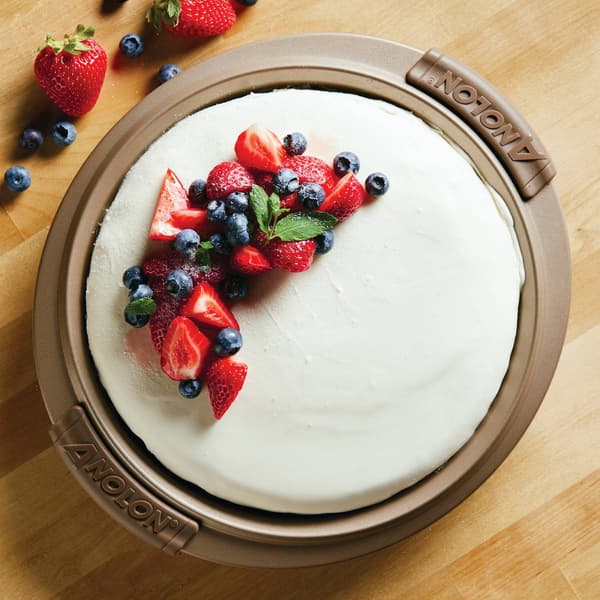 Anolon Advanced 2pc. Nonstick 9-Inch Round Layer Cake Pan Set
