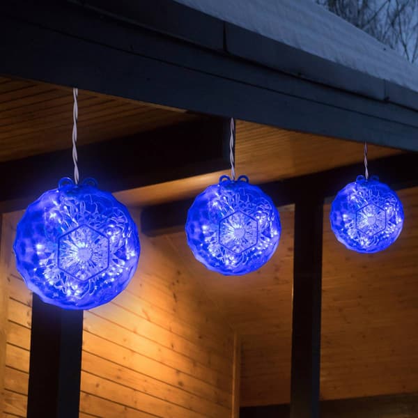 Northlight Seasonal Blue LED Hanging Crystal Sphere Décor