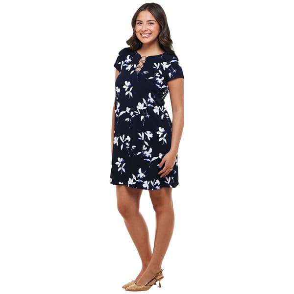 Petite MSK Short Sleeve Floral Three Ring Shift Dress