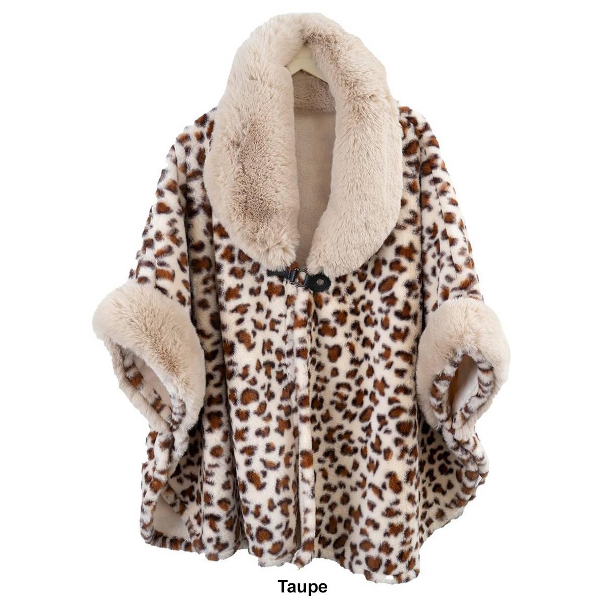 Womens Just Jamie Leopard Faux Fur Collar Kimono