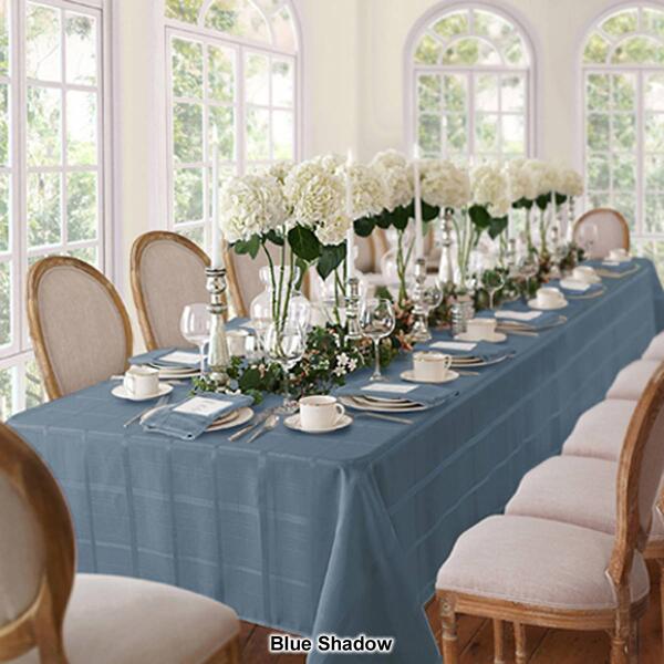 Elrene Elegance Plaid Tablecloth