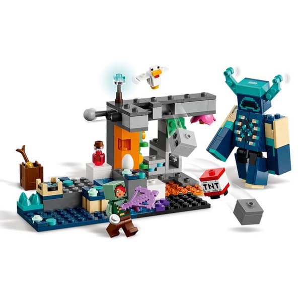 LEGO&#174; Minecraft The Warden Encounter
