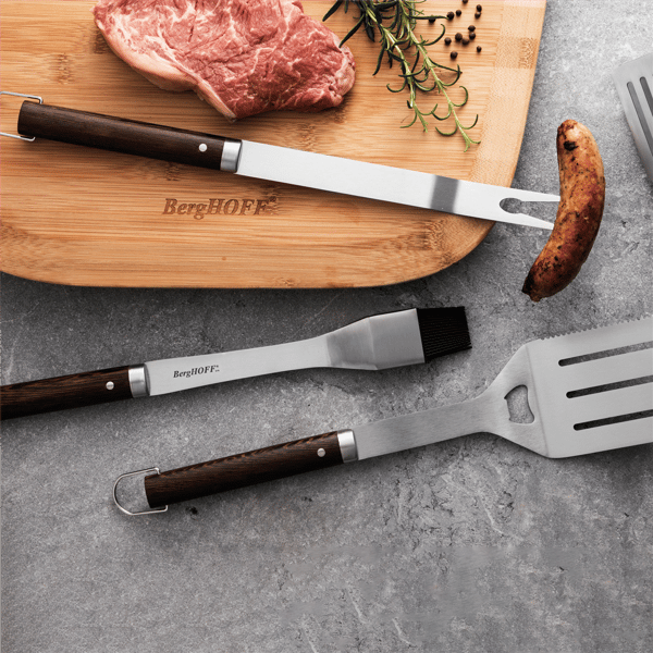 BergHOFF Essentials 17.25in. Carving Fork with Wood Handle