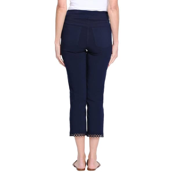 Petite Multiples Pull On Lace Hem Twill Capris