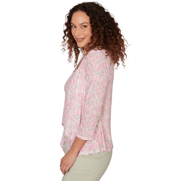 Plus Size Hearts of Palm Bloom Service 3/4 Sleeve Floral Cardigan