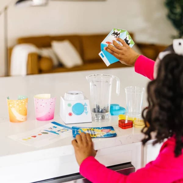 Melissa & Doug&#174; Smoothie Make Blender Set