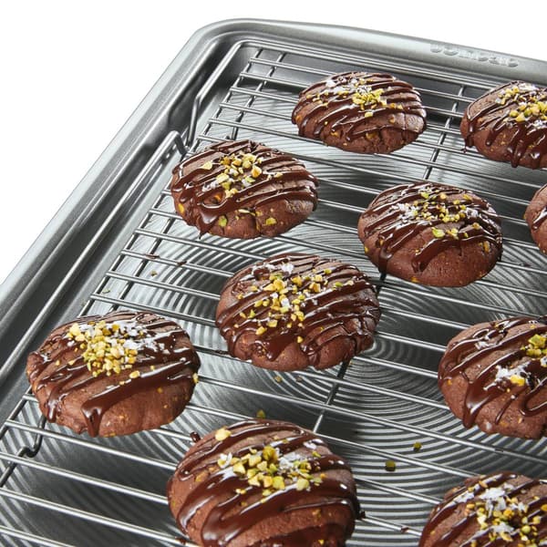 Circulon Bakeware 3-Piece Baking Sheet Pan and Cooling Rack Set