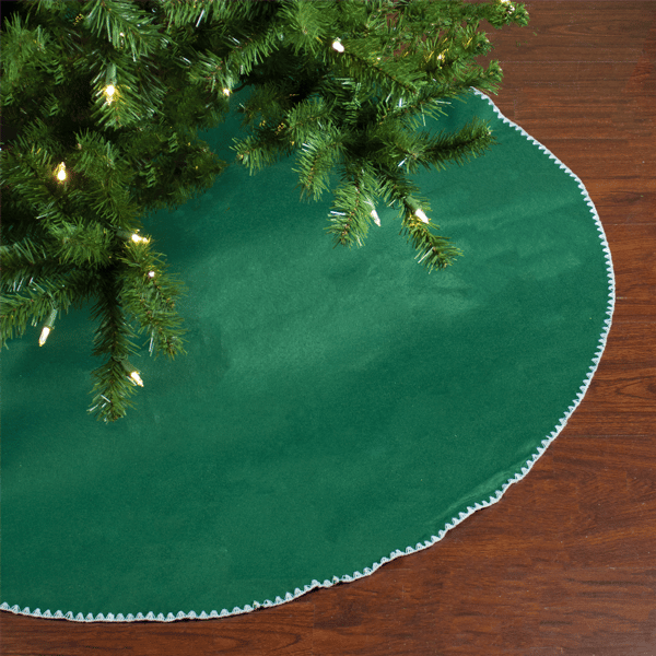 Northlight 48in. Shell Reversible Christmas Tree Skirt