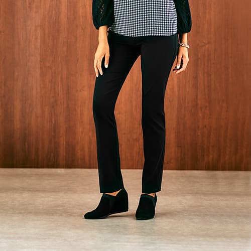 Plus Size Zac & Rachel Solid Pants - Short