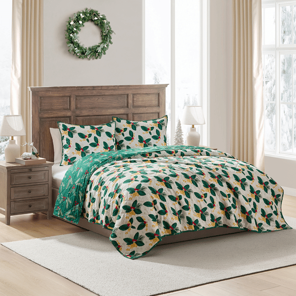Hallmark Green Poinsettia 3pc. Holiday Quilt Set