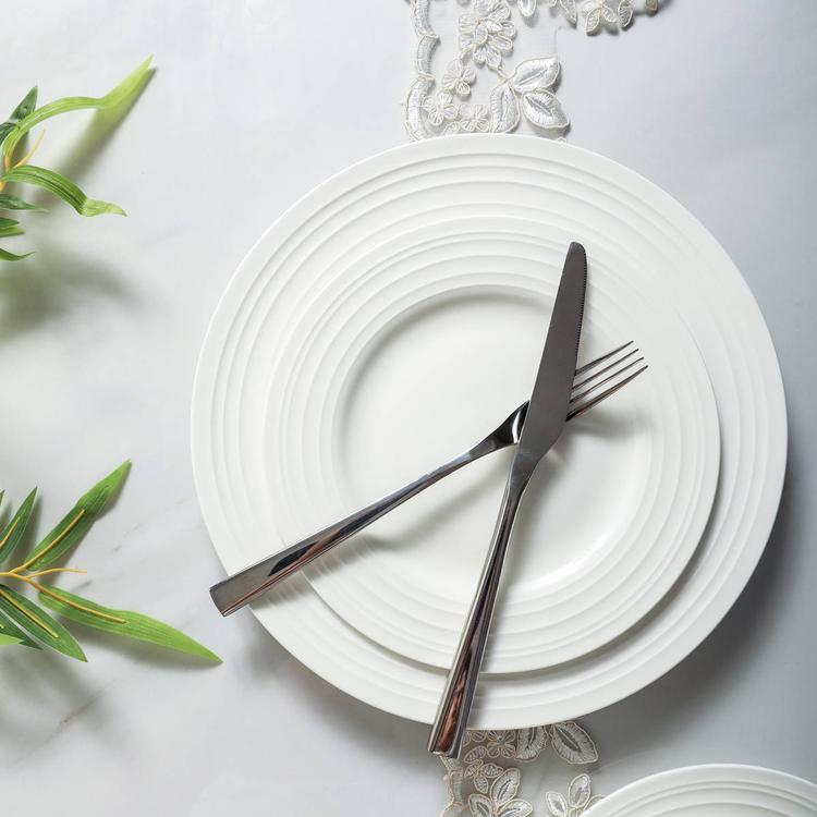 Stone Lain Eleanor 16pc. Bone China Dinnerware Set