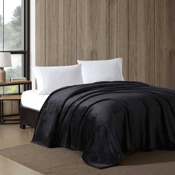 Eddie Bauer Ultra Soft Plush Solid Reversible Blanket