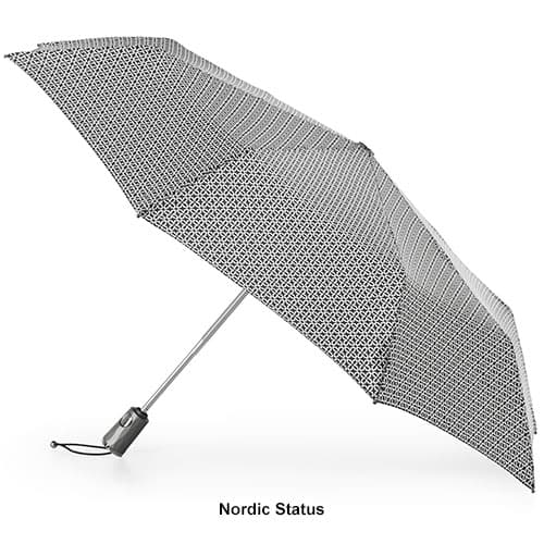 Totes Auto Open/Close Titan Umbrella