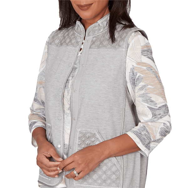 Womens Alfred Dunner Comfort & Joy Quilted Snap Front Vest