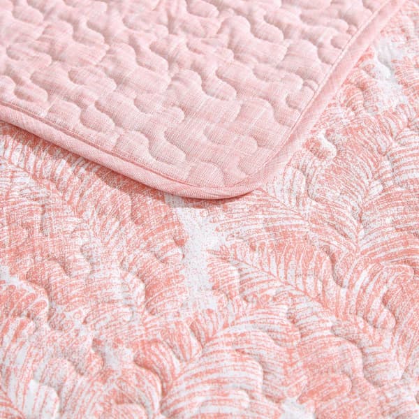 Tommy Bahama Distressed Water Leaves Quilt Set