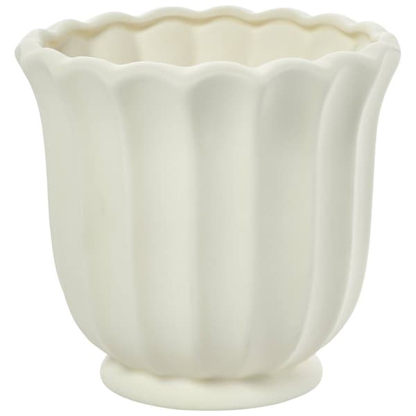 Medium Scalloped Ivory Planter - image 