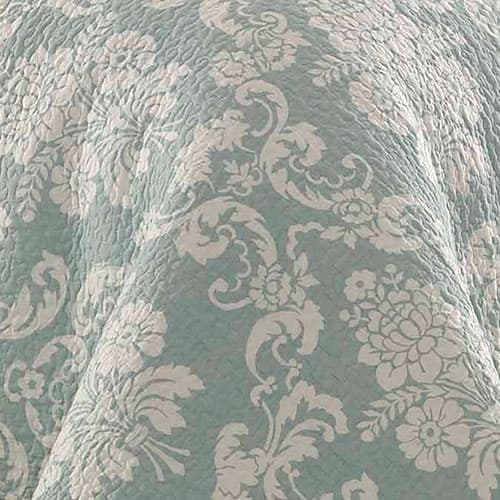 Laura Ashley® Venetia Quilt Set