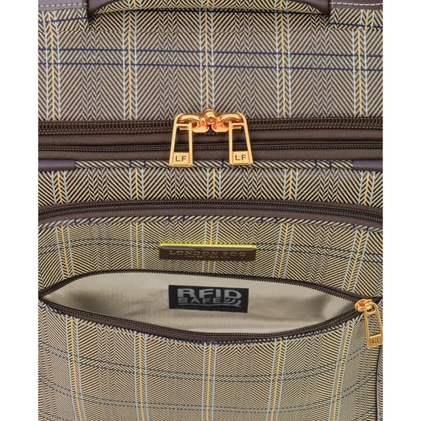 London Fog Brentwood II 20in. Spinner Luggage
