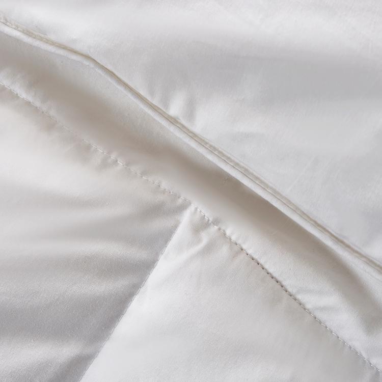Serta® 233 Thread Count Goose Feather Down Fiber Comforter