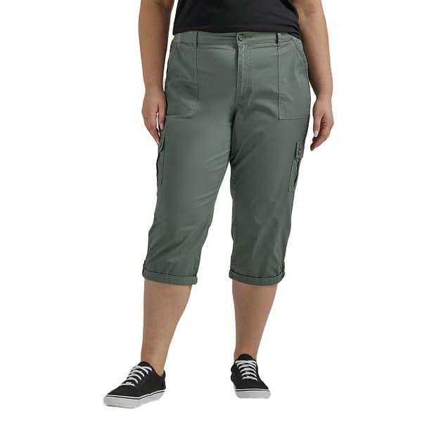 Plus Size Lee&#40;R&#41; 21in. Flex to Go Cargo Capri Pants - image 