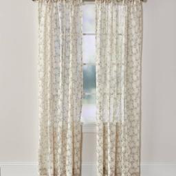 No. 918 Jeanette Floral Puff Print Rod Pocket Panel Curtain