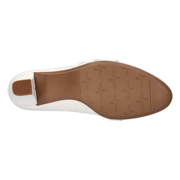 Womens Easy Street Cristiny Pumps