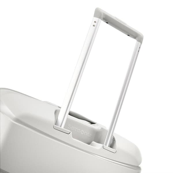 Samsonite 24in. Outline Pro Spinner