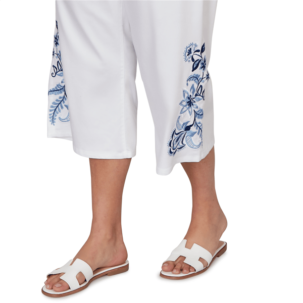 Plus Size Ruby Rd. French Riviera Embroidered Hem Capris