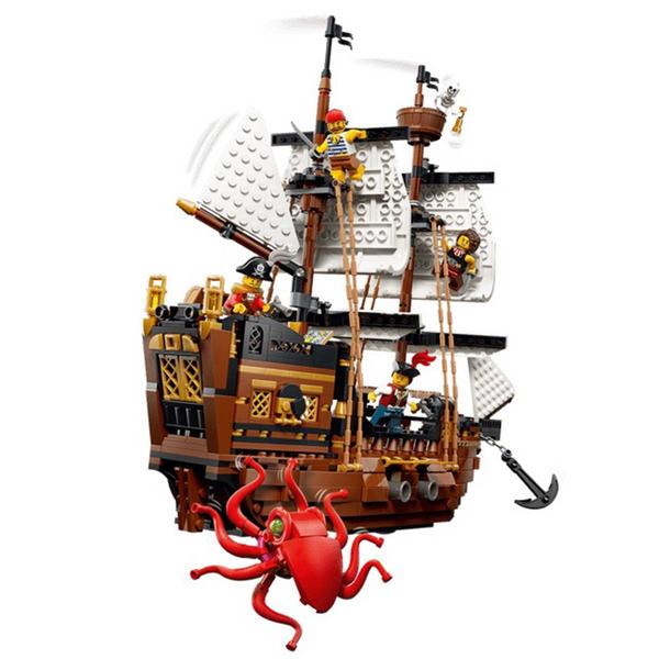LEGO® Creator 3-in-1 Iconic Pirate Ship