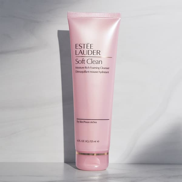 Est&#233;e Lauder&#8482; Soft Clean Moisture Rich Foaming Cleanser