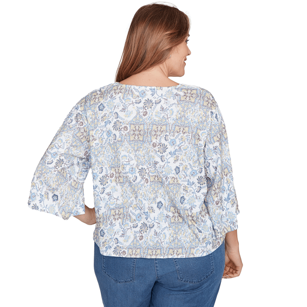Plus Size Skye''s The Limit Quiet Wave Patchwork Crochet Blouse