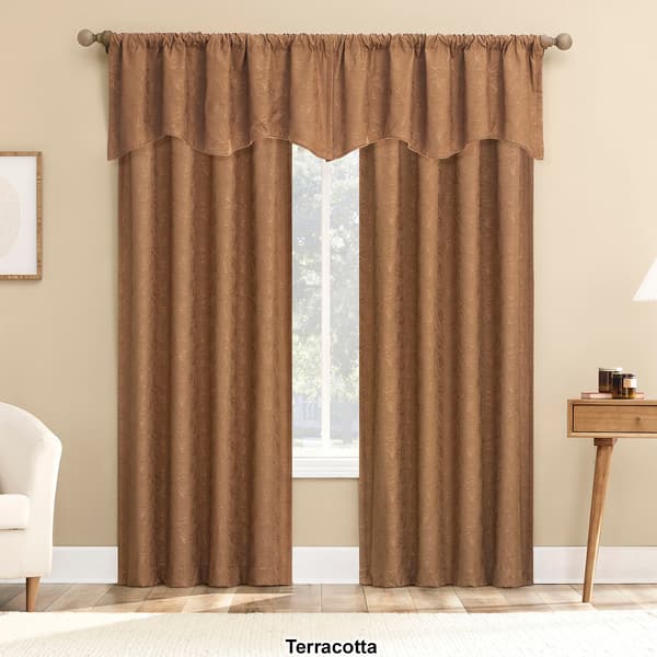 Sun Zero Belmont Total Blackout Rod Pocket Panel Curtain