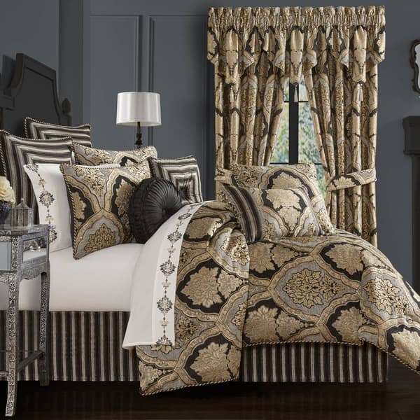 J. Queen New York Melina Bedding Collection