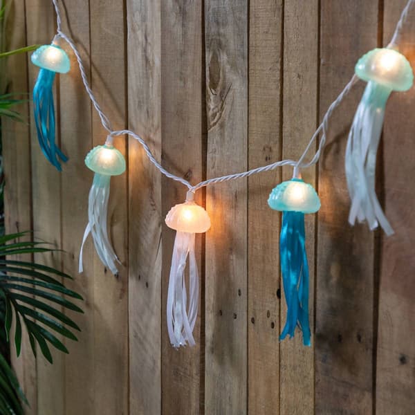 Northlight Seasonal 6ft. Jellyfish Patio Light Set