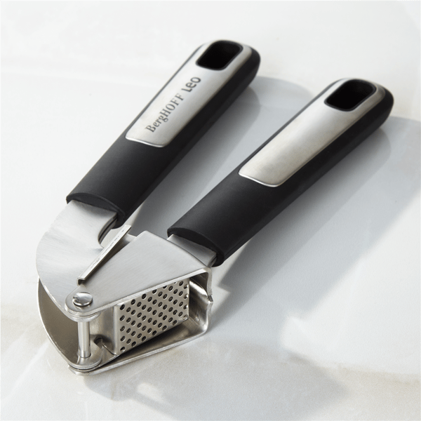 BergHOFF Leo Graphite Garlic Press