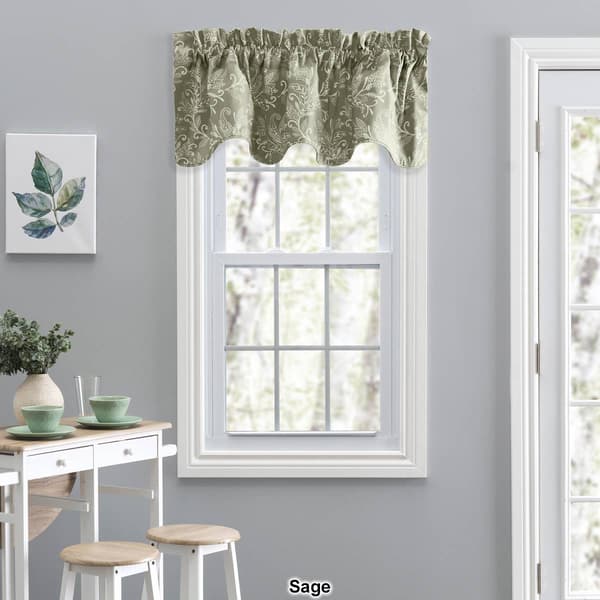 Lexington Leaf Scallop Valance - 58x15