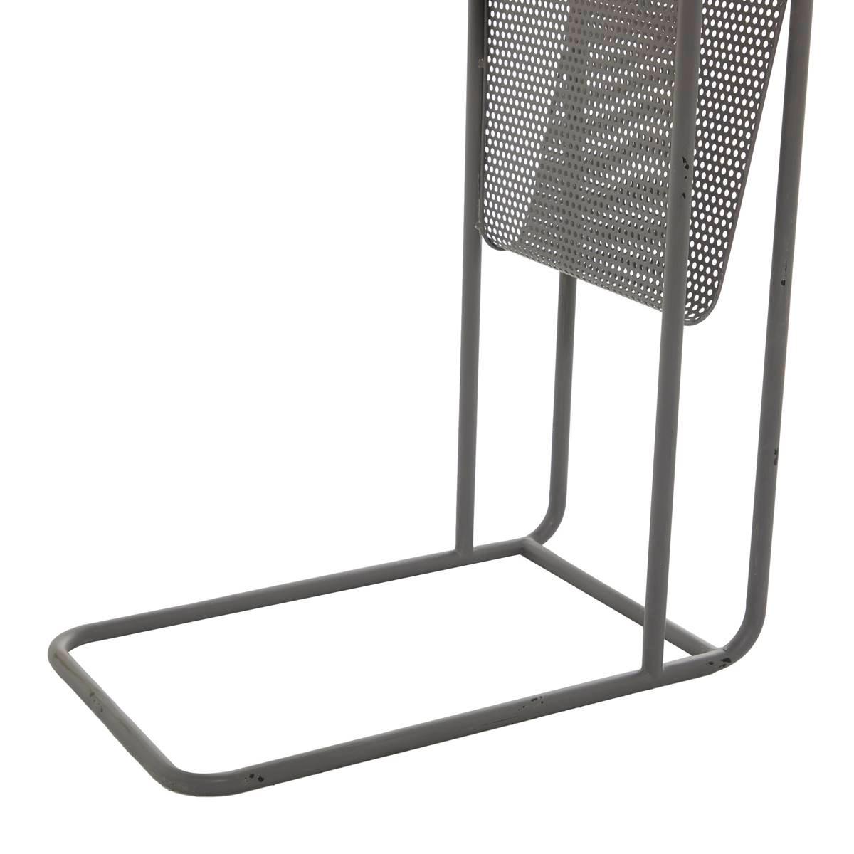 9th & Pike® Black Metal Industrial Accent Table