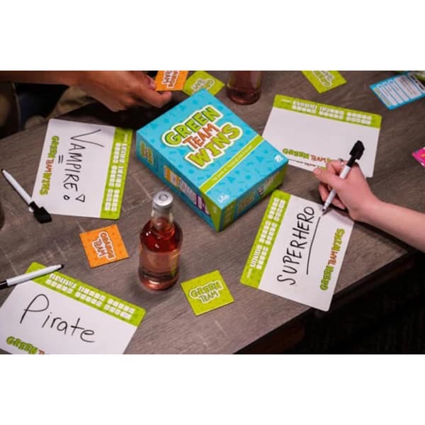 Goliath Games Green Team Wins Board Game