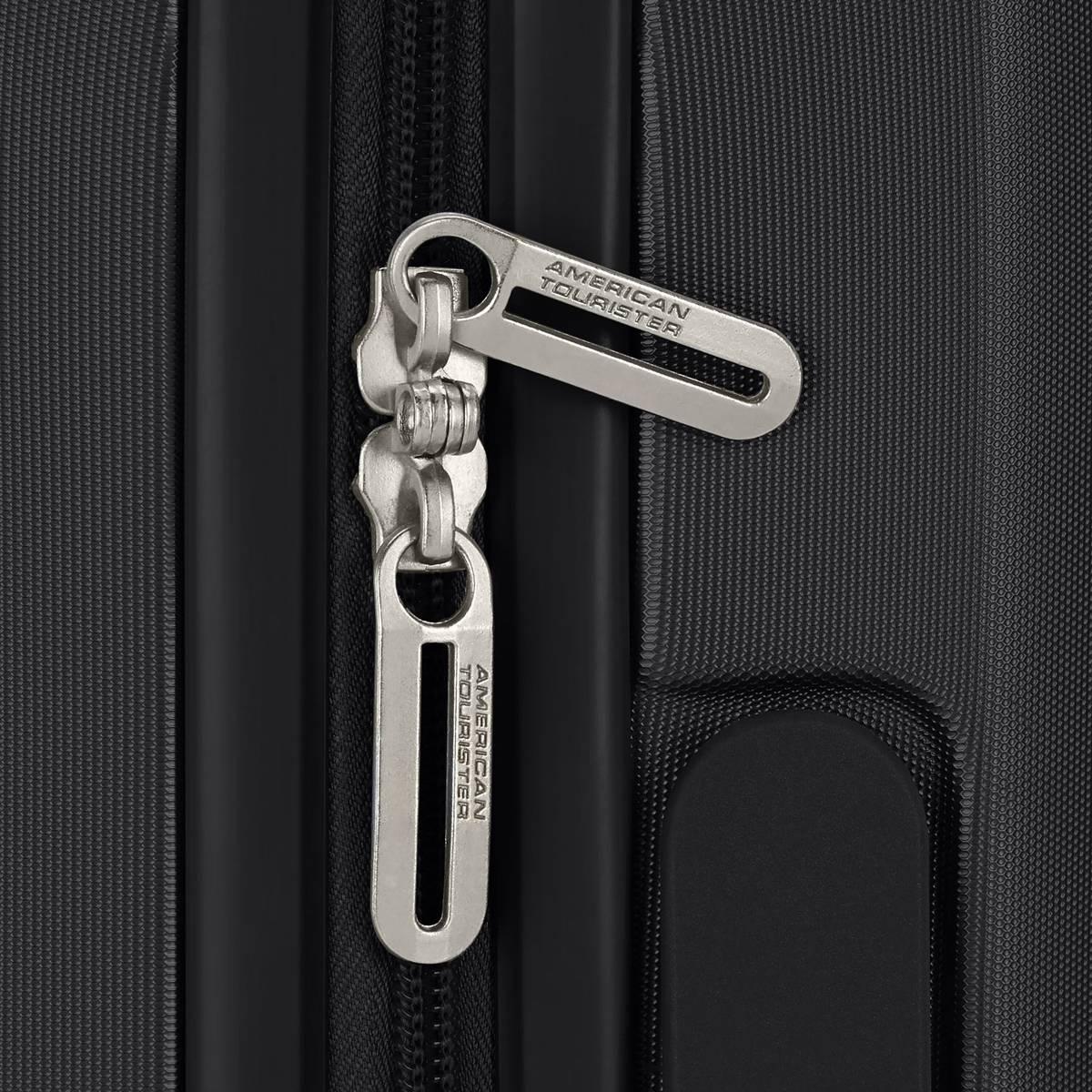 American Tourister Stratum 3.0 28in. Spinner Luggage