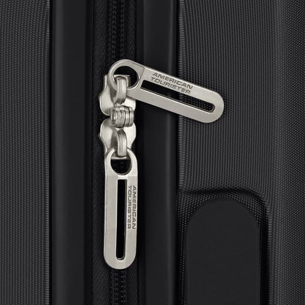 American Tourister Stratum 3.0 24in. Spinner