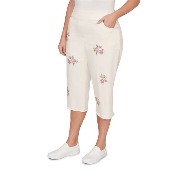Plus Size Alfred Dunner Beachcomber Floral Cross Stitch Capris