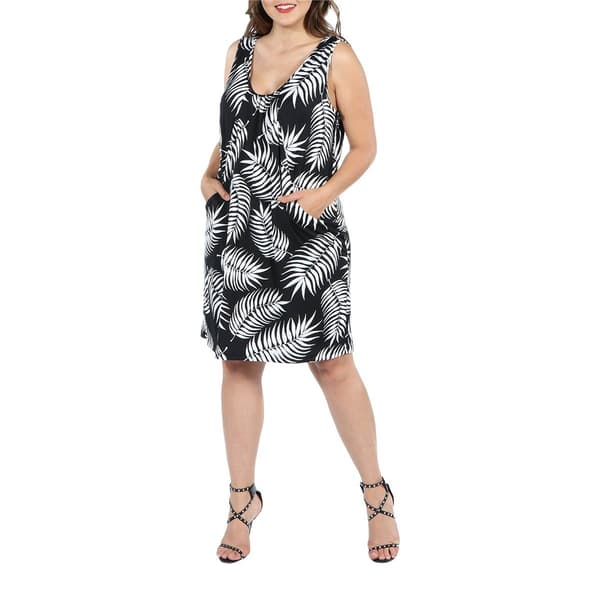 Plus Size 24/7 Comfort Apparel Leaf Print Shift Dress