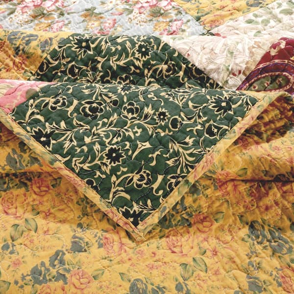 Greenland Home Fashions&#8482; Antique Chic Patch Quilt Set w/ Pillows