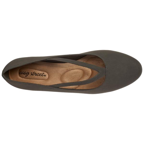 Womens Easy Street Culver Suede Heels