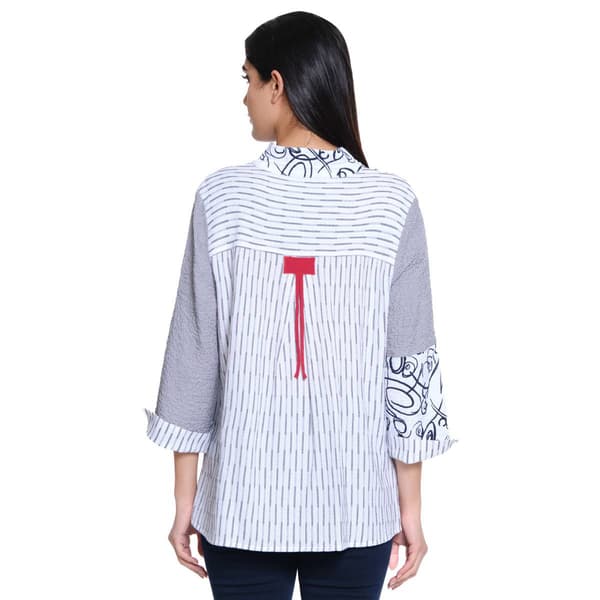 Womens Ali Miles 3/4 Sleeve Mix Media Patchwork Blouse