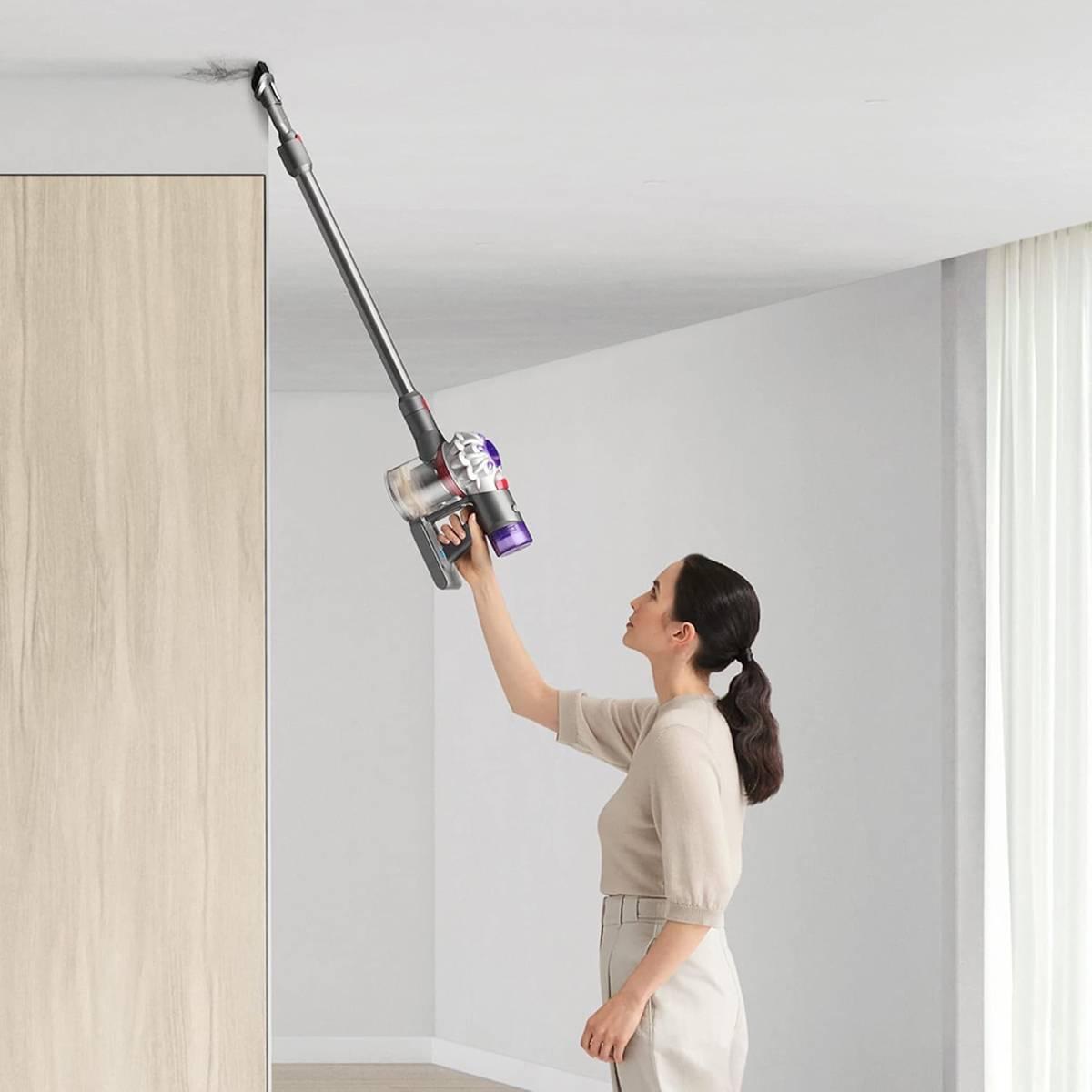 Dyson Cordless V8 Stick Vacuum - 400473-01