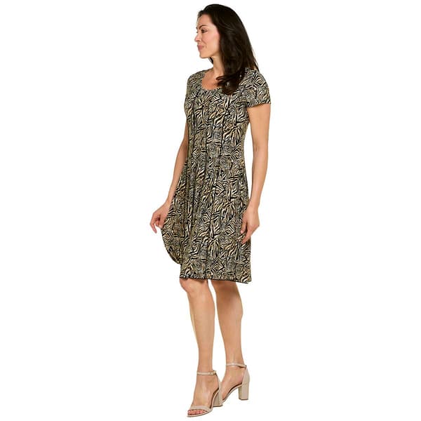 Plus Size Sami & Jo Short Sleeve Swirl Jacquard A-Line Dress