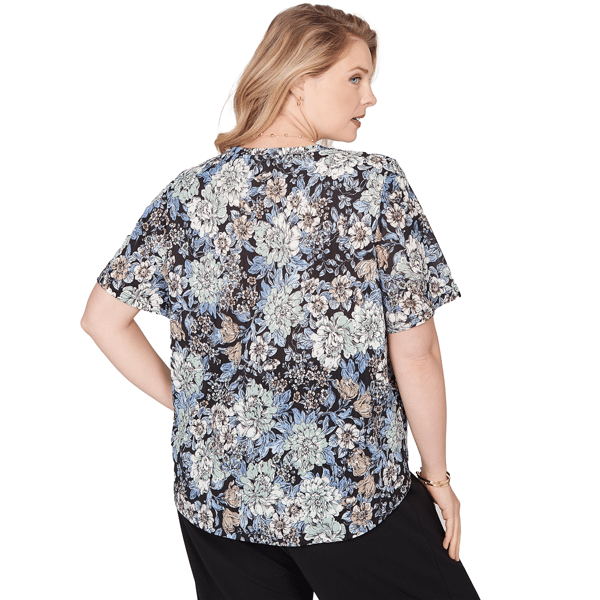 Plus Size Emaline Key Items Short Sleeve Round Neck Floral Tee
