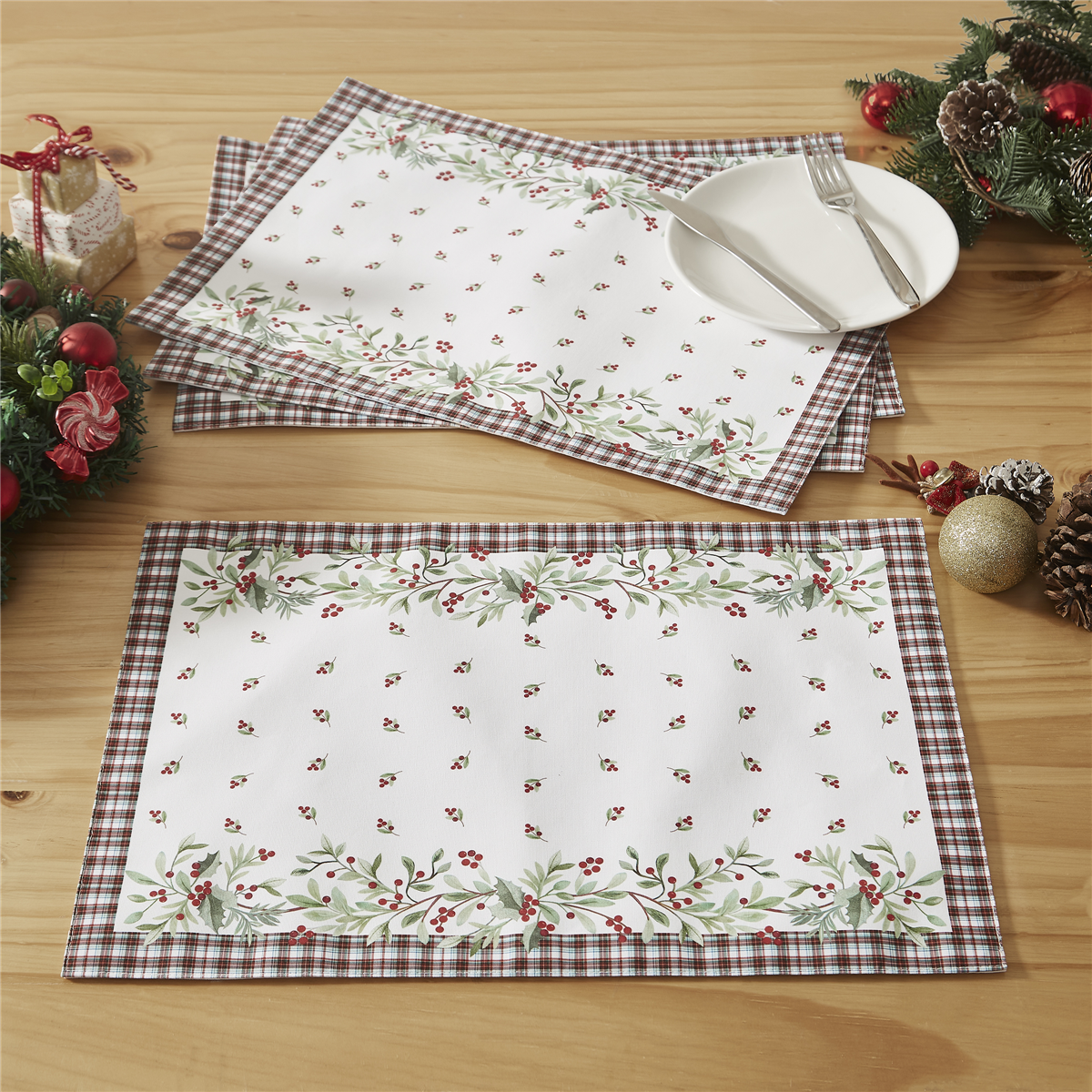 Avanti Holly Plaid Placemat - Set of 4