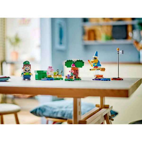 LEGO® Super Mario Adventures with Interactive Luigi
